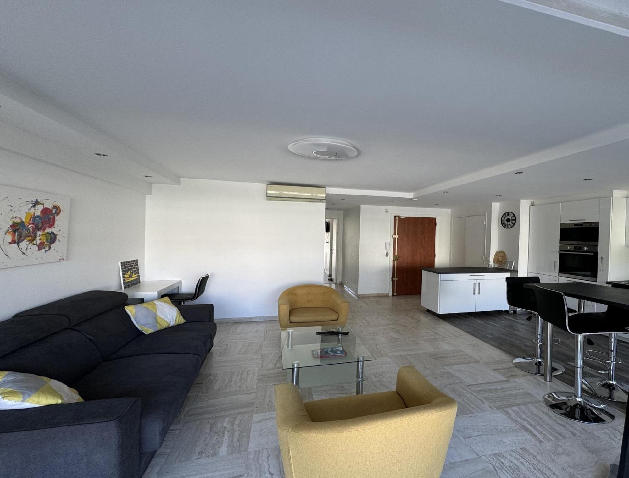 Appartamento Charming 2 , 52 M2, Very Spacious, Bright And Near Sea Martinez *